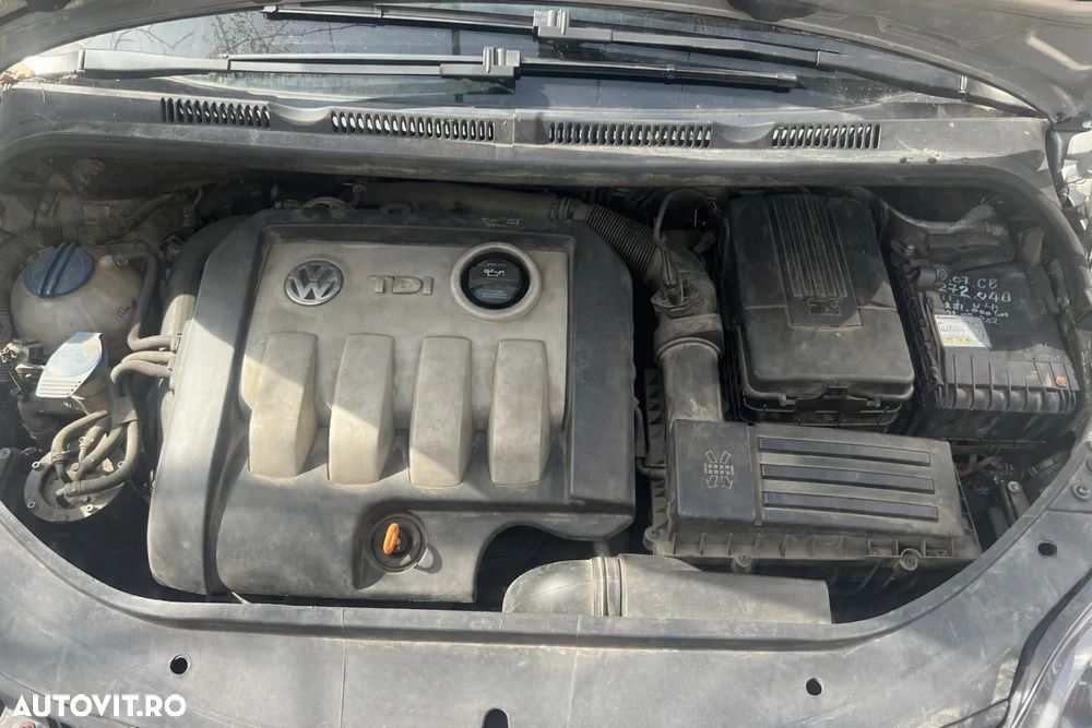 Volkswagen Golf Plus 1.9 TDI Comfortline - 9