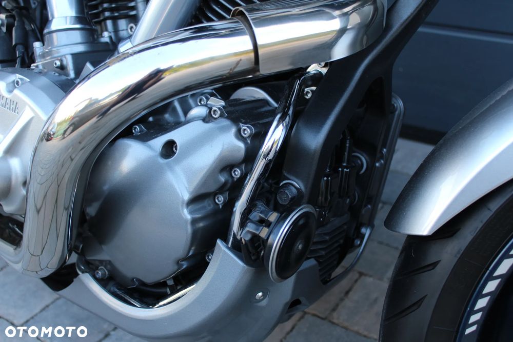 Yamaha MT - 5