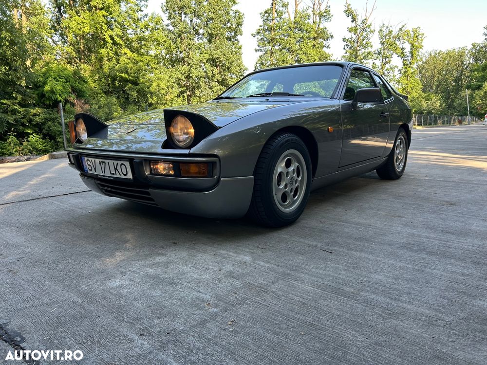 Porsche 924 - 9
