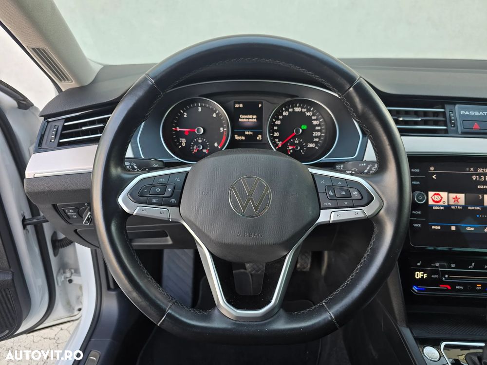 Volkswagen Passat - 13