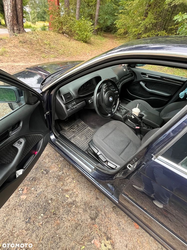 BMW Seria 3 320i - 12
