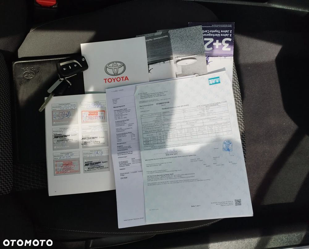 Toyota Verso 1.8 Prestige - 19