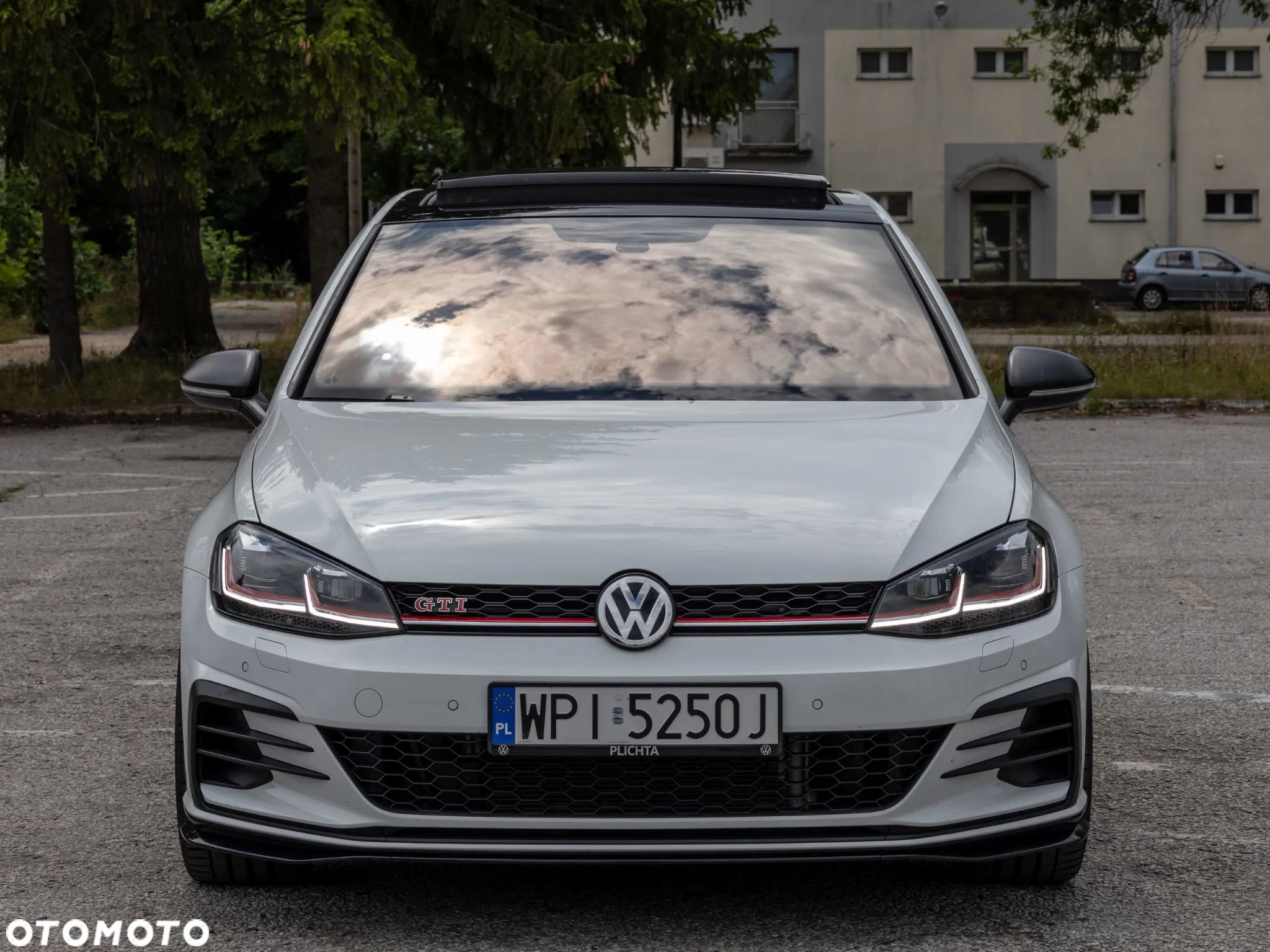 Volkswagen Golf VII 2.0 TSI GTI TCR DSG - 3