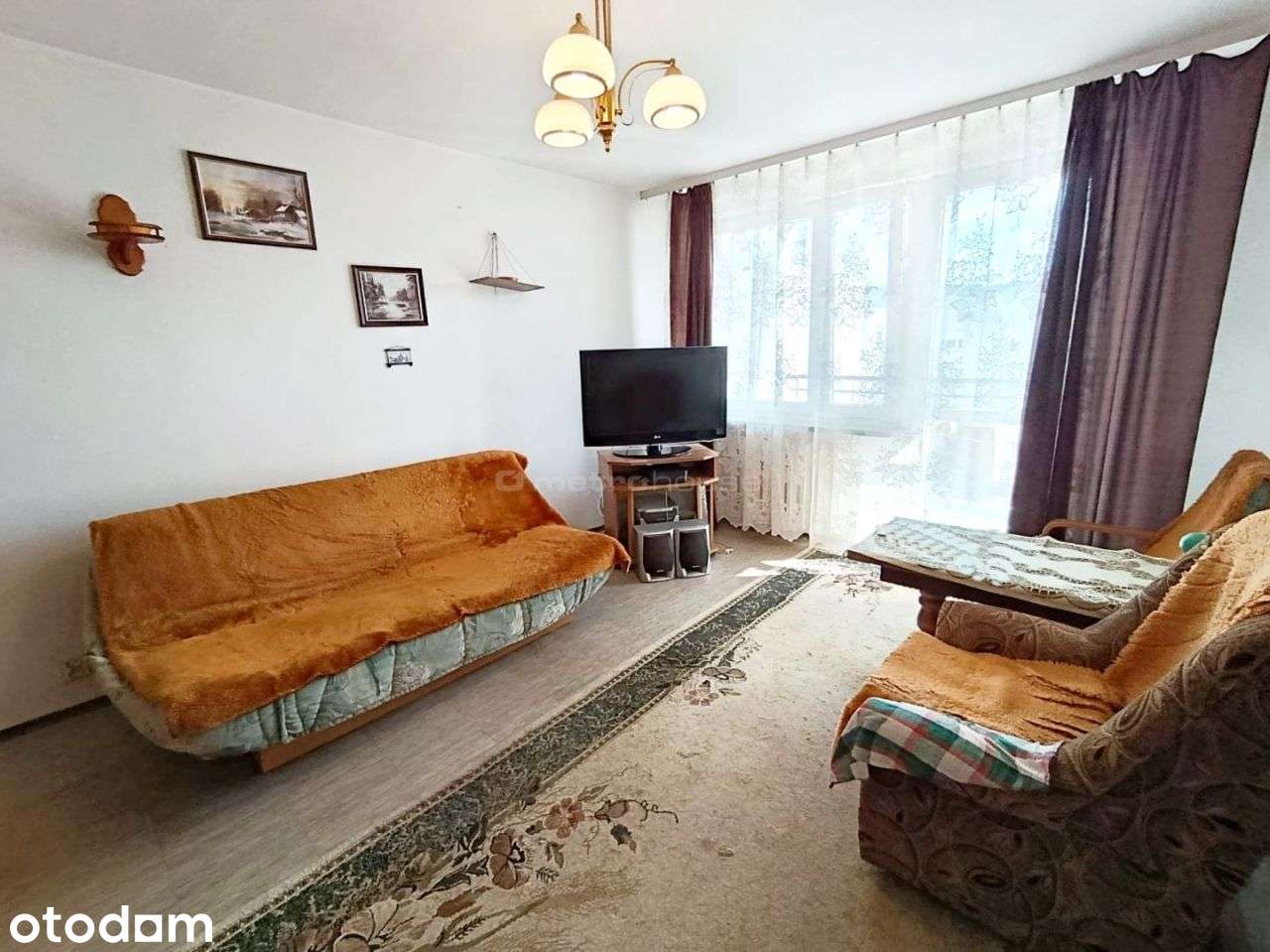 Jasne wnętrze + ogromny balkon = idealny start