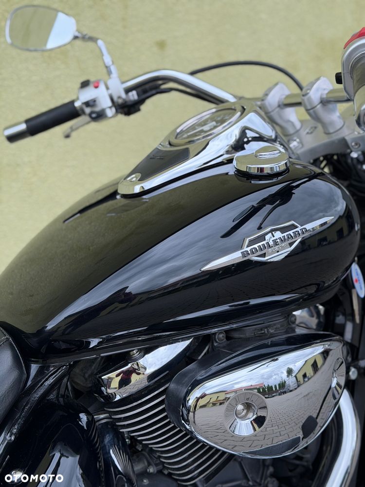 Suzuki VL 800 Volusia - Boulevard C50 - 16