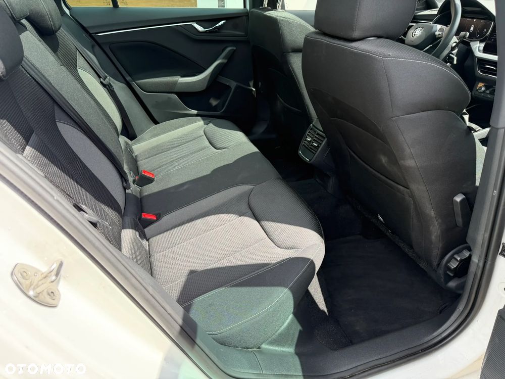 Skoda Kamiq 1.5 TSI Tour - 13
