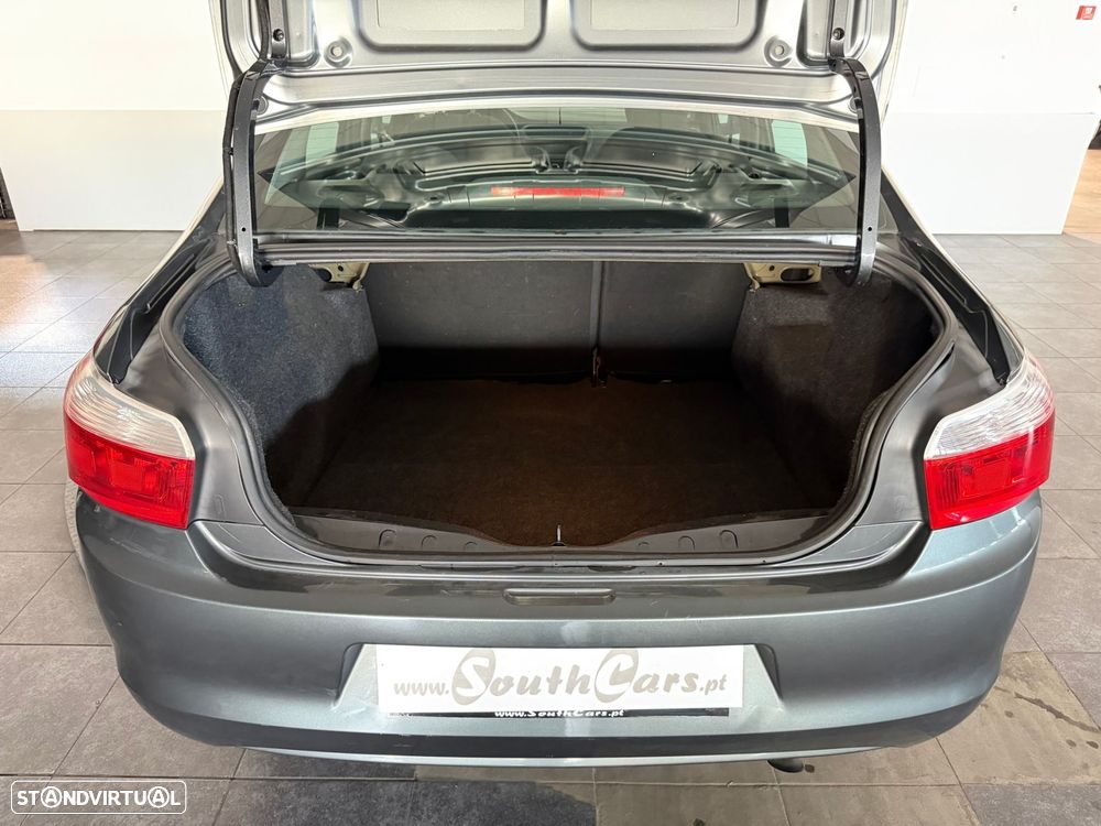 Citroën C-Elysée 1.6 HDi Seduction - 6