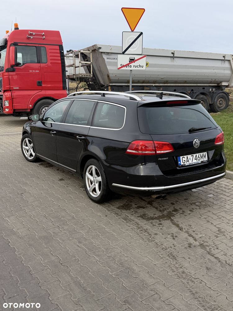 Volkswagen Passat - 3