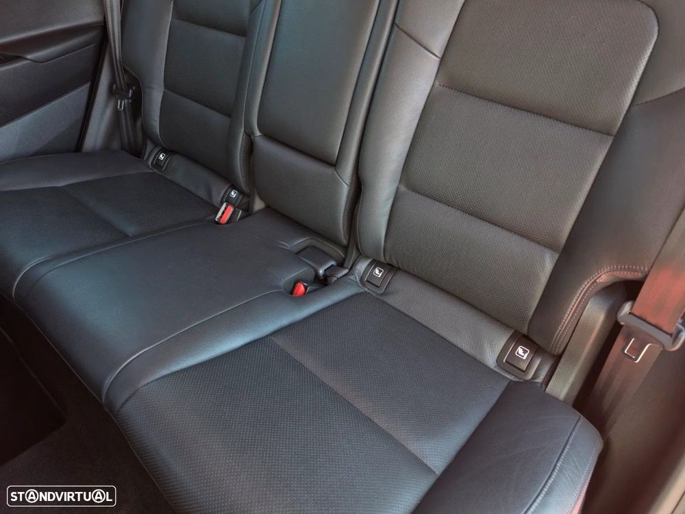 Hyundai Tucson 1.7 CRDi Executive - 11