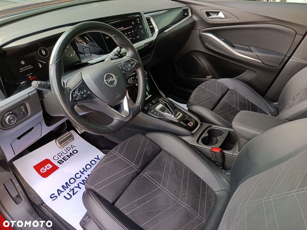 Opel Grandland 1.2 T GS S&S - 11