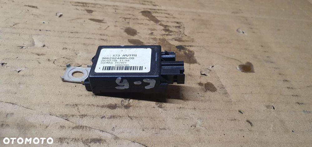 Wzmacniacz antenowy anteny moduł Citroen C5 III 9662924880 - 2