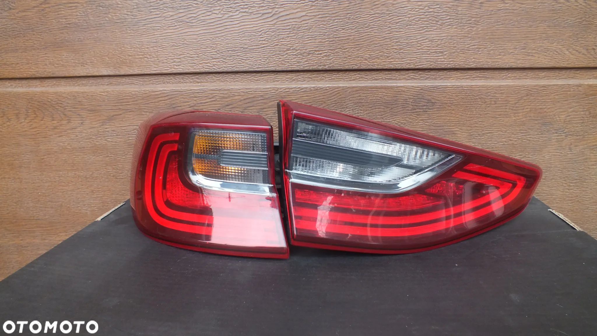 Lampa tylna lewa zew.  Kia Ceed III HB  92401j7050 - 1