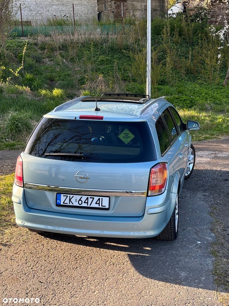 Opel Astra 1.9 CDTI Edition - 4