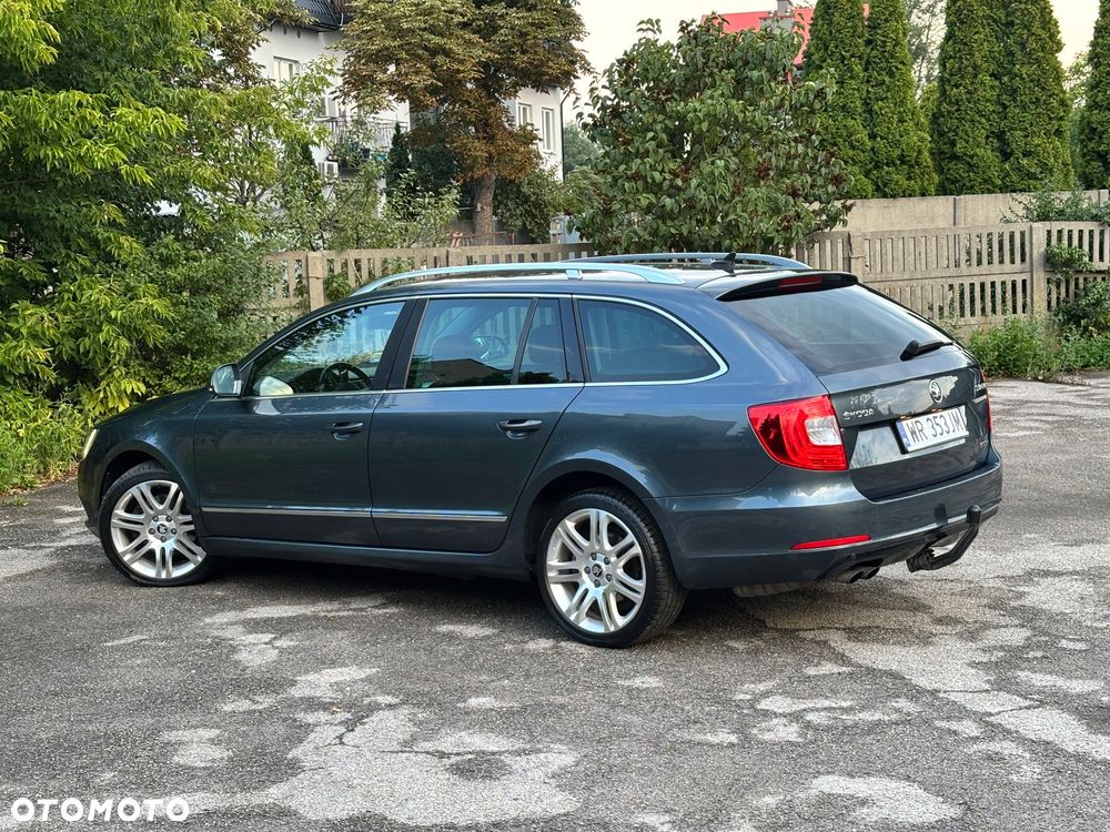 Skoda Superb 1.6 TDI Green tec Exclusive - 13
