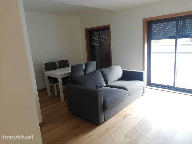 Apartamento T1, mobilado - Zona do Hospital de S. João, Porto - Grande imagem: 3/7