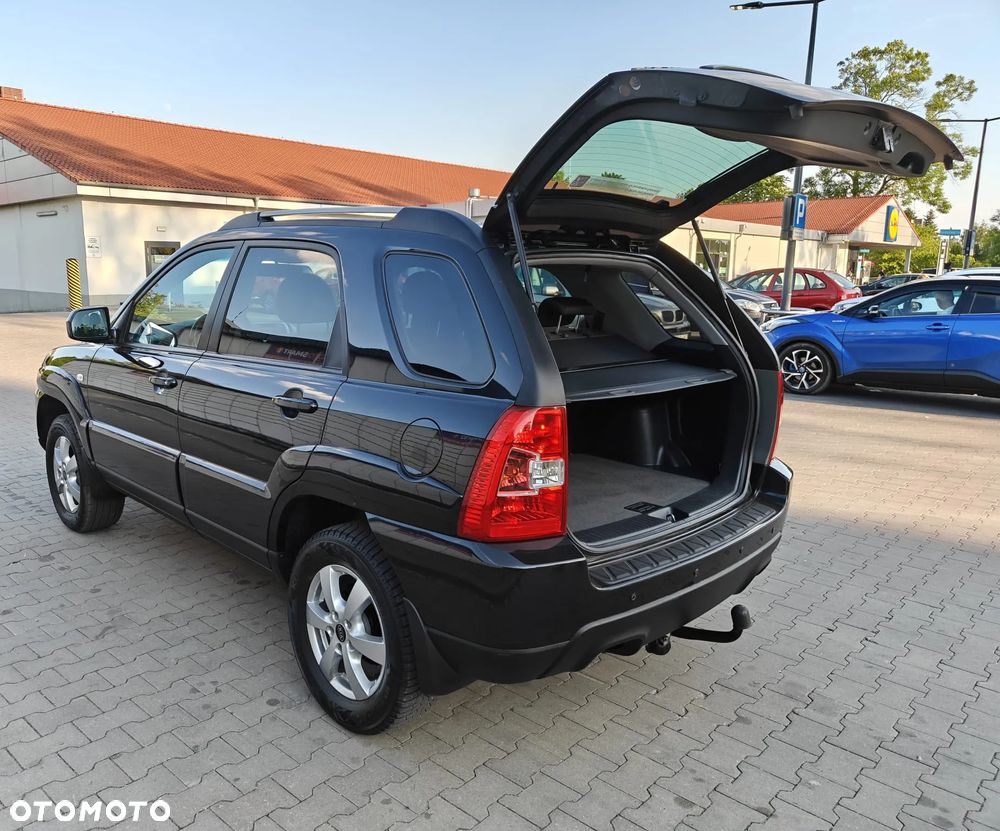 Kia Sportage 2.0 LX - 23