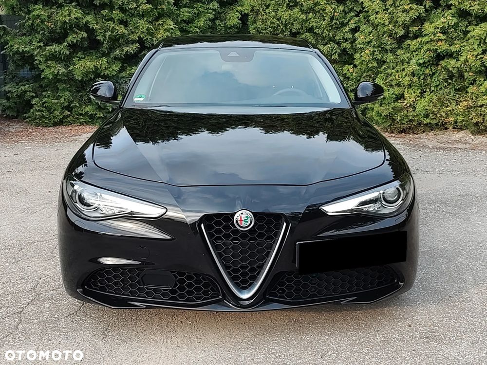 Alfa Romeo Giulia 2.0 Turbo - 5