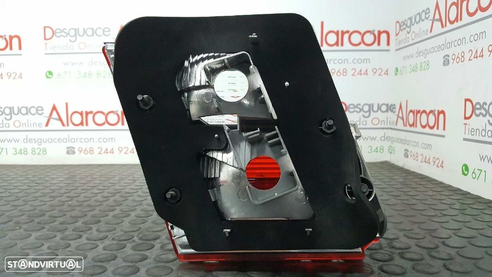 FAROLIM TRASEIRO DIREITO SAAB 9-5 SEDÁN * - 2