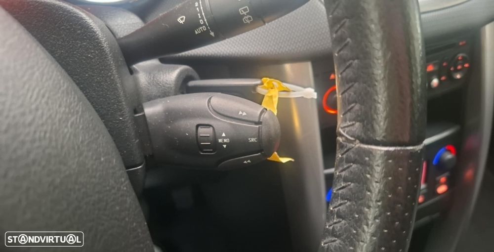 Peugeot 207 1.4 16V Open - 15