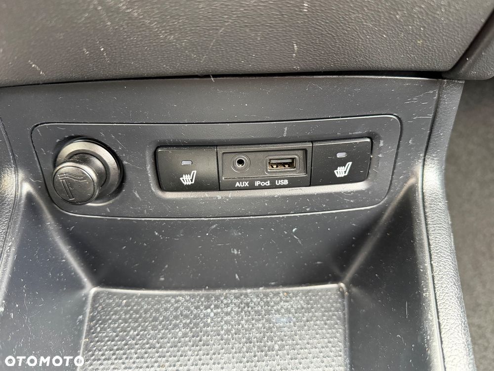 Hyundai i20 1.2 Fifa World Cup Edition - 35