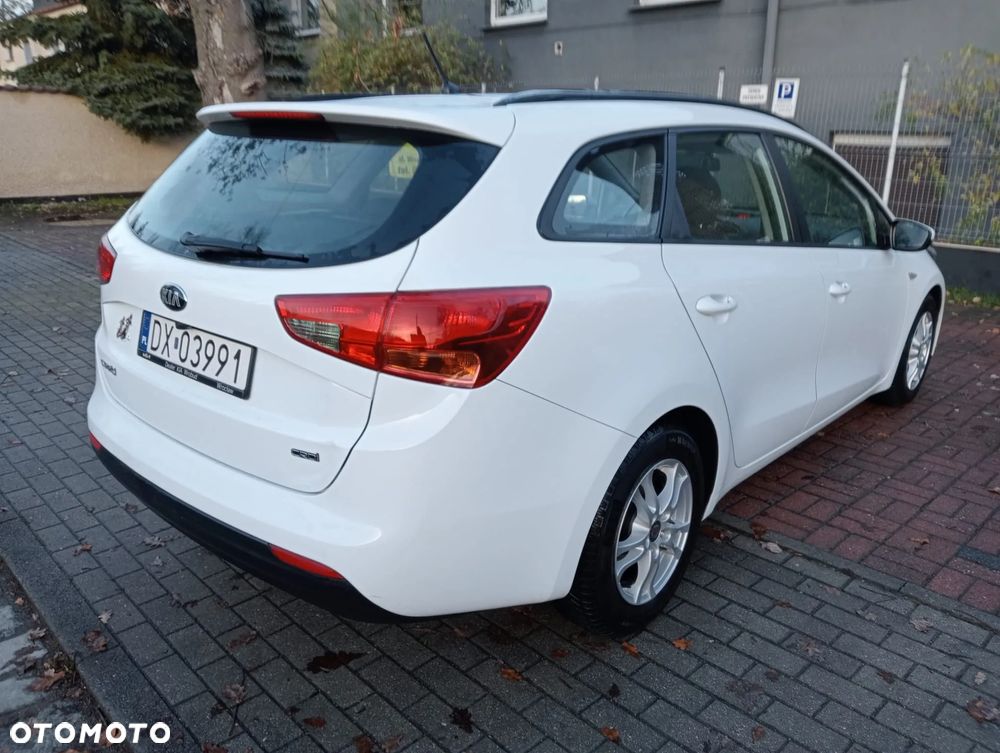 Kia Ceed 1.6 CRDi M - 4