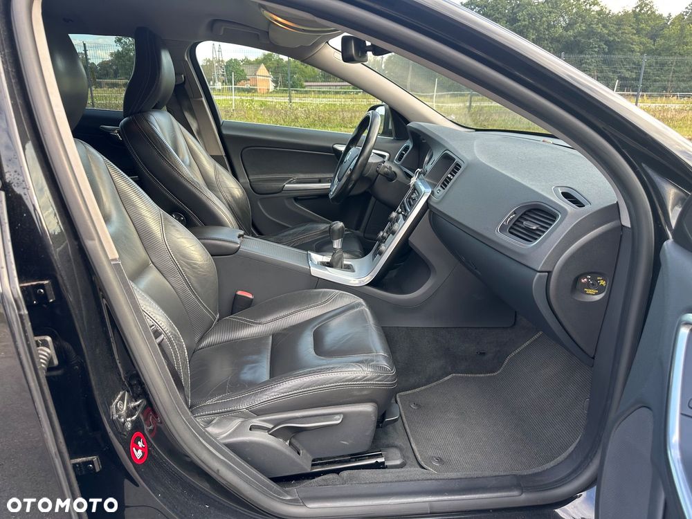Volvo V60 - 21