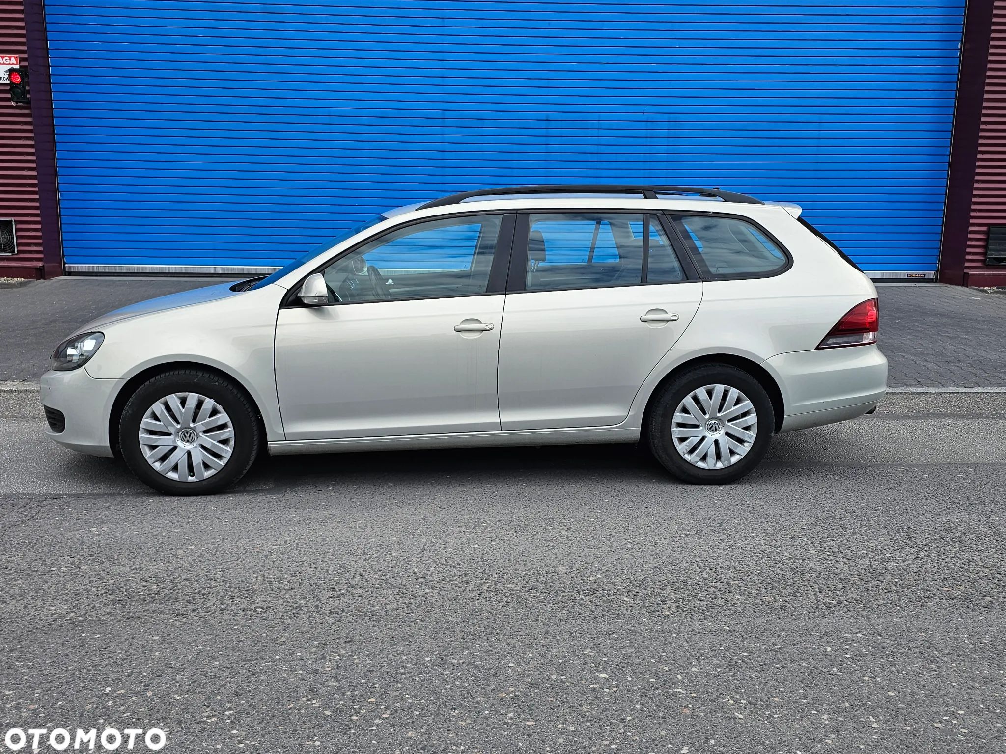 Volkswagen Golf VI 1.6 TDI Comfortline - 1