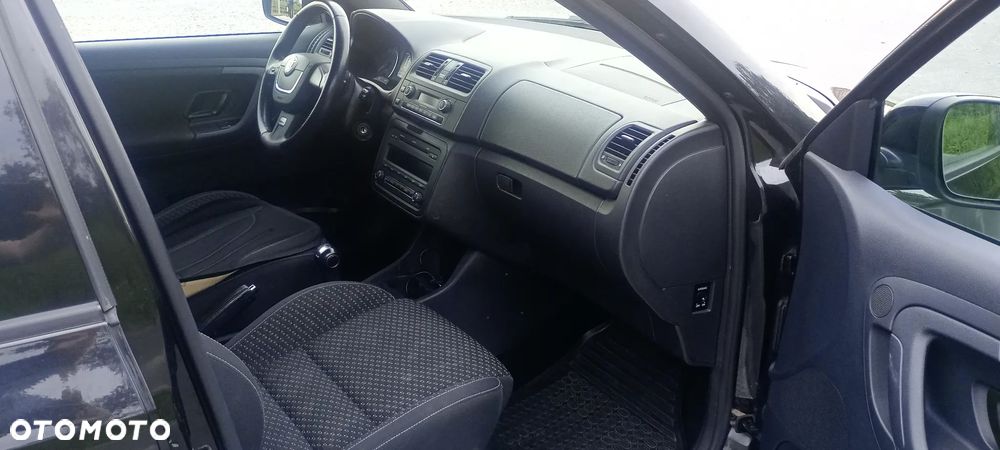 Skoda Fabia 1.4 TSI DSG RS - 10