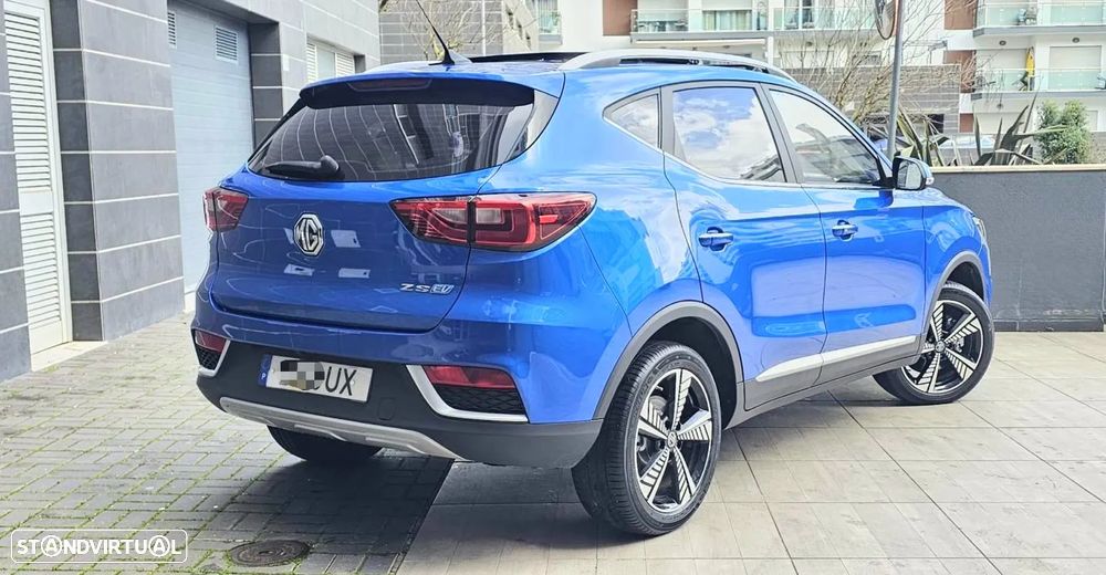 MG ZS Luxury - 26