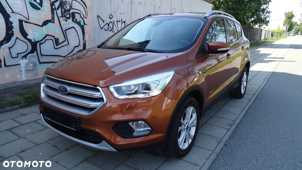 Ford Kuga - 2