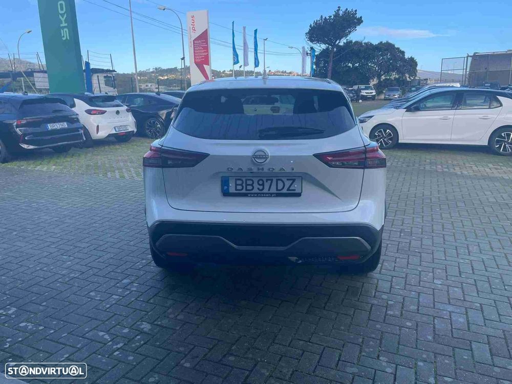 Nissan Qashqai 1.3 DIG-T N-Connecta LED - 11