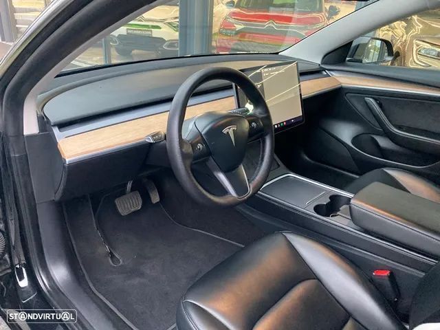 Tesla Model 3 RWD - 11