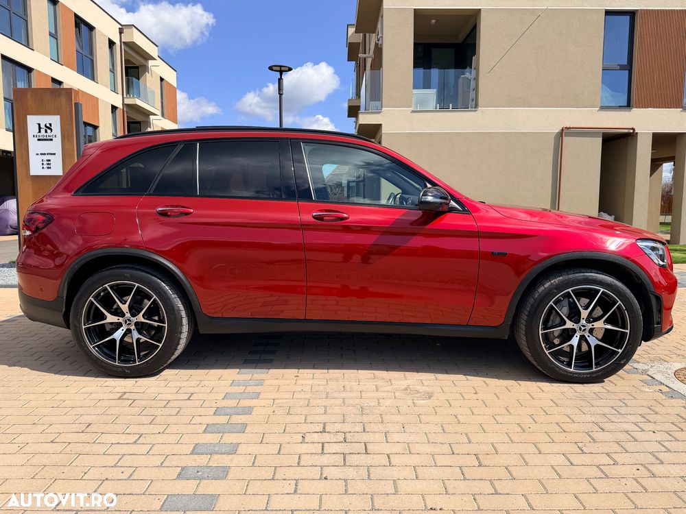 Mercedes-Benz GLC 300 e 4MATIC - 6