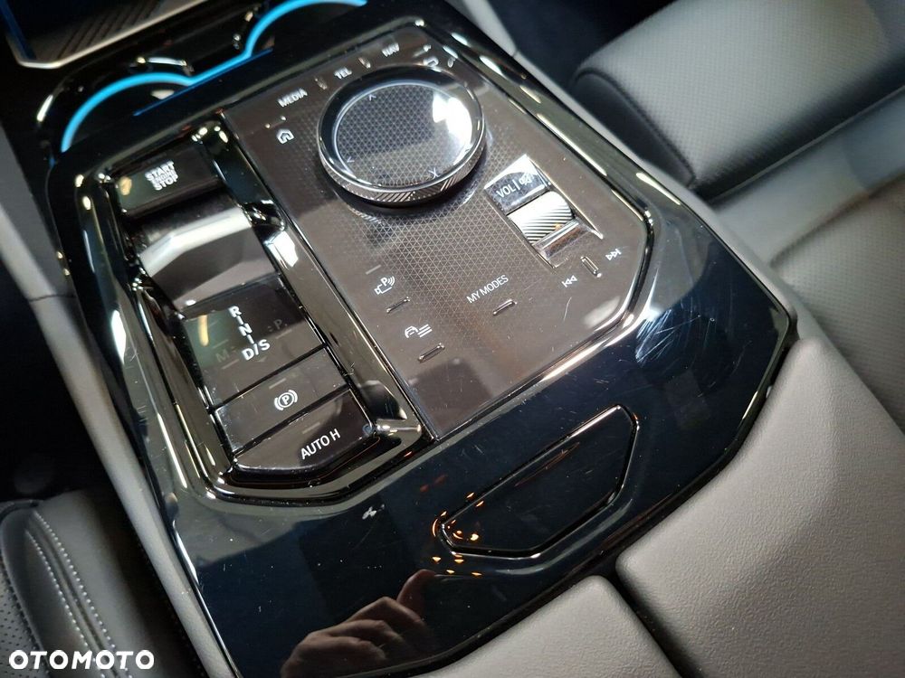 BMW Seria 5 - 16
