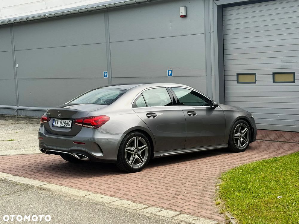 Mercedes-Benz Klasa A 180 d AMG Line 8G-DCT - 9