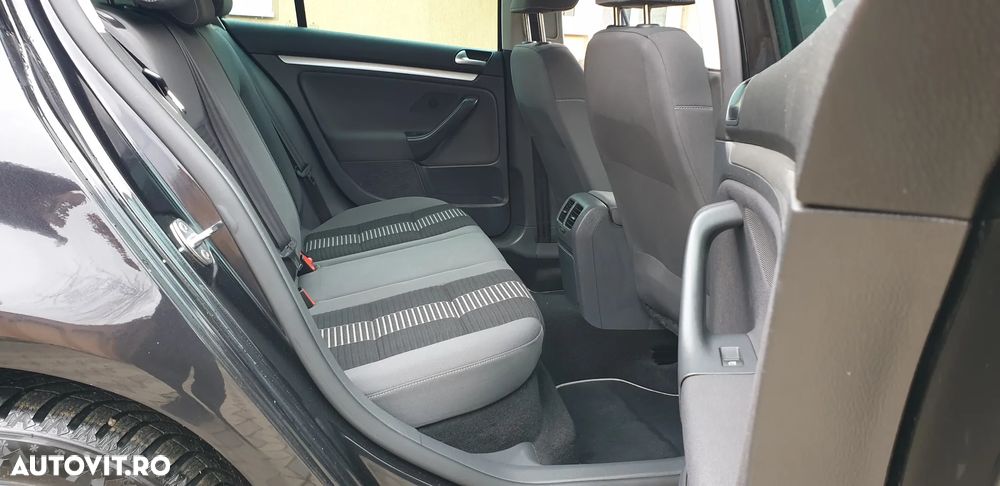 Volkswagen Golf 1.6 United - 9