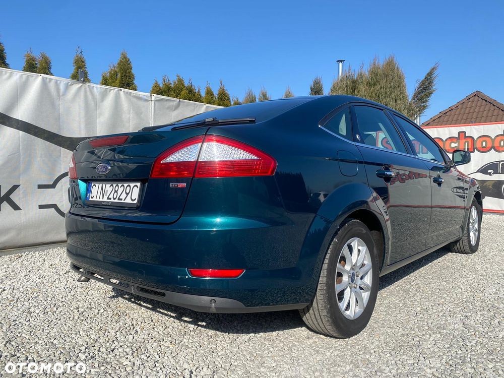 Ford Mondeo 2.0 TDCi Ghia - 16