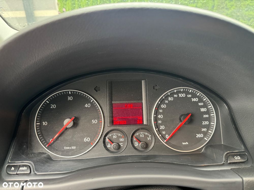 Volkswagen Golf Plus 1.9 TDI Goal - 26