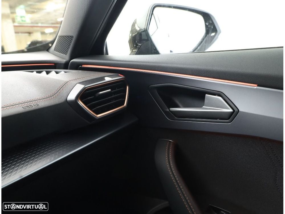 Cupra Formentor 1.5 eTSI DSG - 25