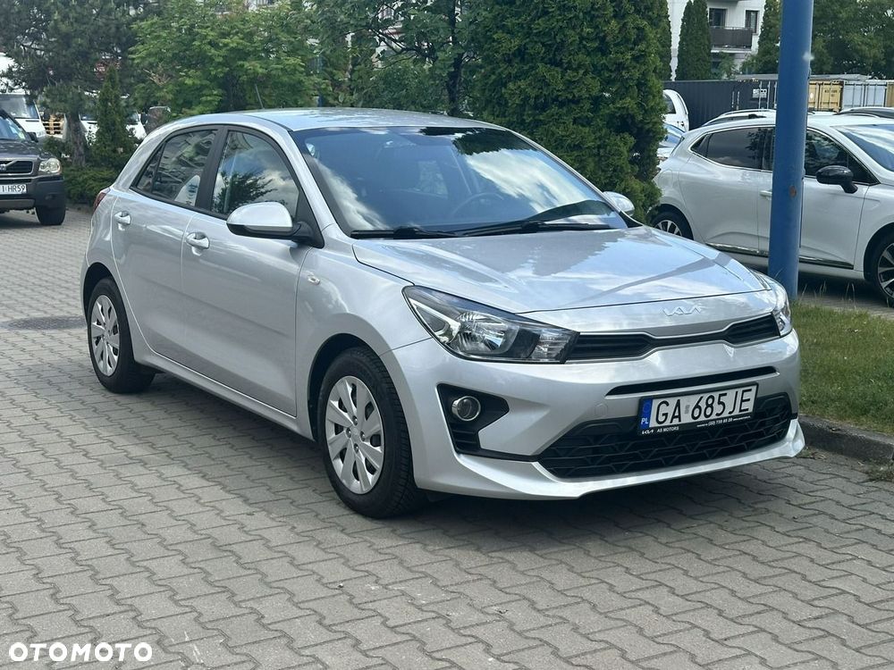Kia Rio - 3
