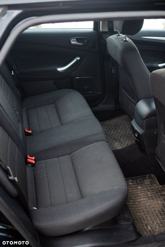 Ford Mondeo 2.0 Titanium - 9