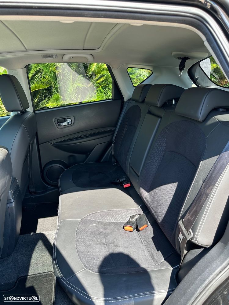 Nissan Qashqai 1.6 dCi Tekna Premium 17 Pele S Alcantara - 11