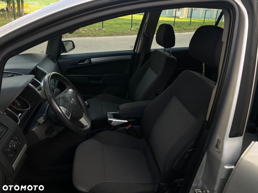 Opel Zafira 1.8 Elegance - 10
