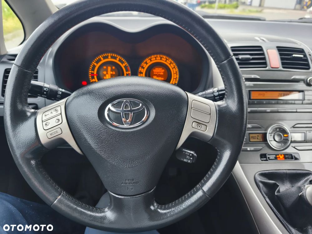 Toyota Auris 1.6 VVT-i Premium Start - 13