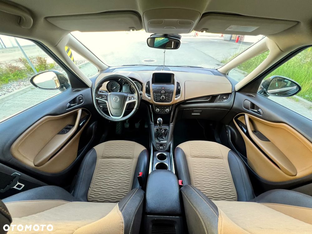 Opel Zafira 1.6 T SIDI Cosmo S&S - 38