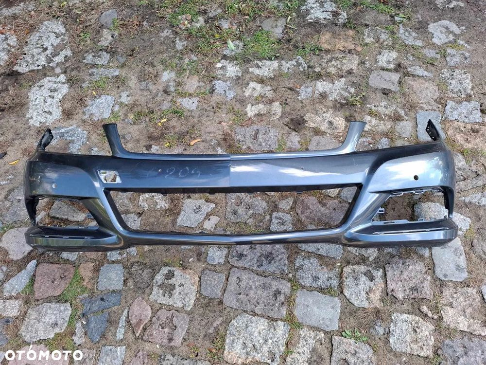 ZDERZAK PRZEDNI PRZÓD MERCEDES W204 LIFT PDC