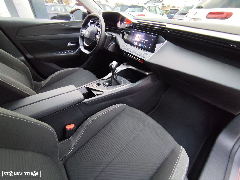 Peugeot 308 SW 1.2 PureTech Active - 17