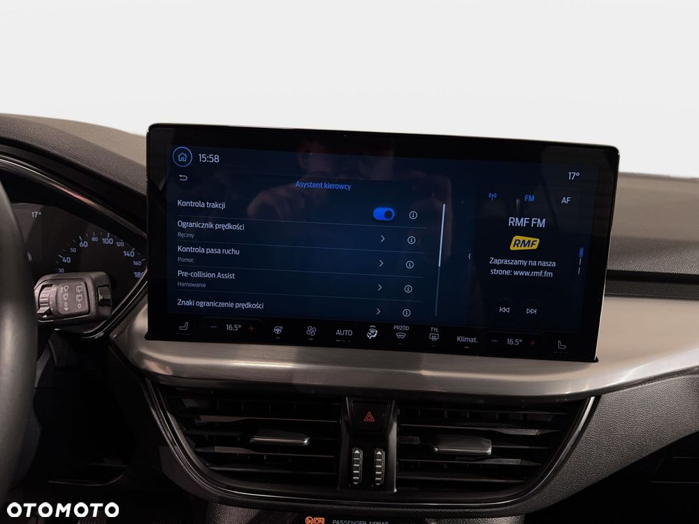 Ford Focus - 23