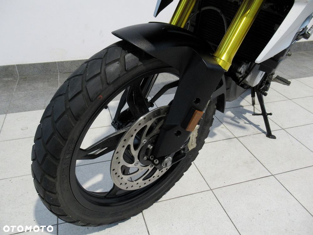 BMW G - 27