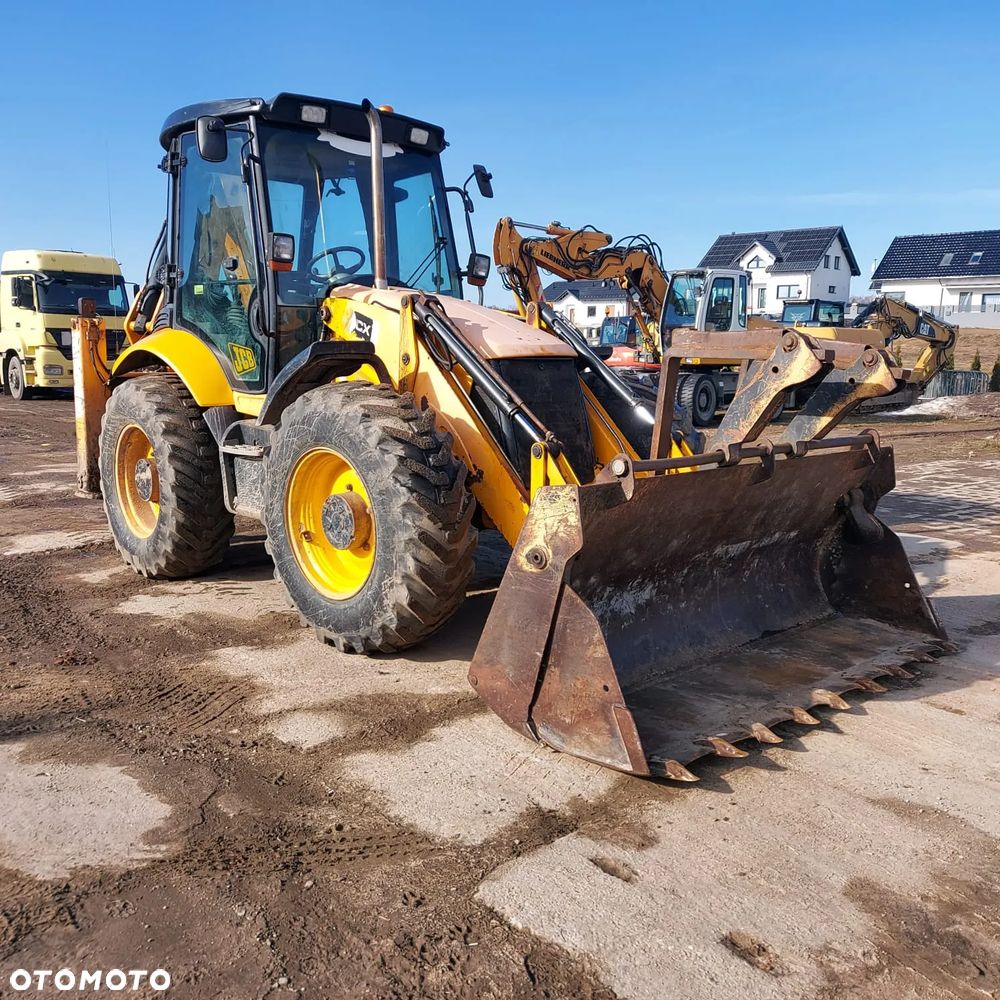 JCB - 4